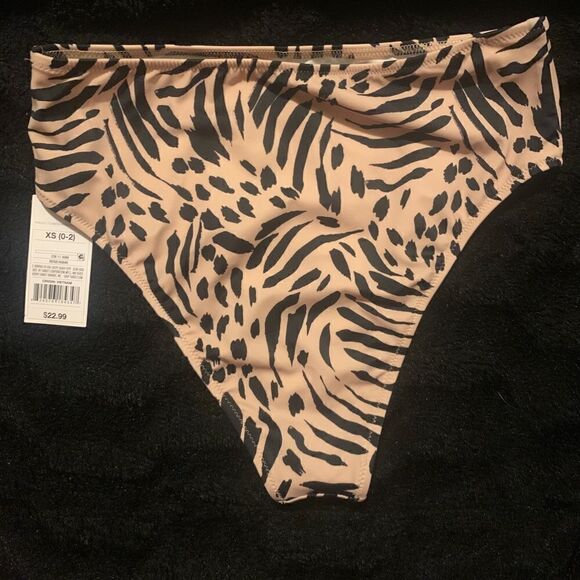 Shade shore woman’s bikini bottom - Picture 2 of 4